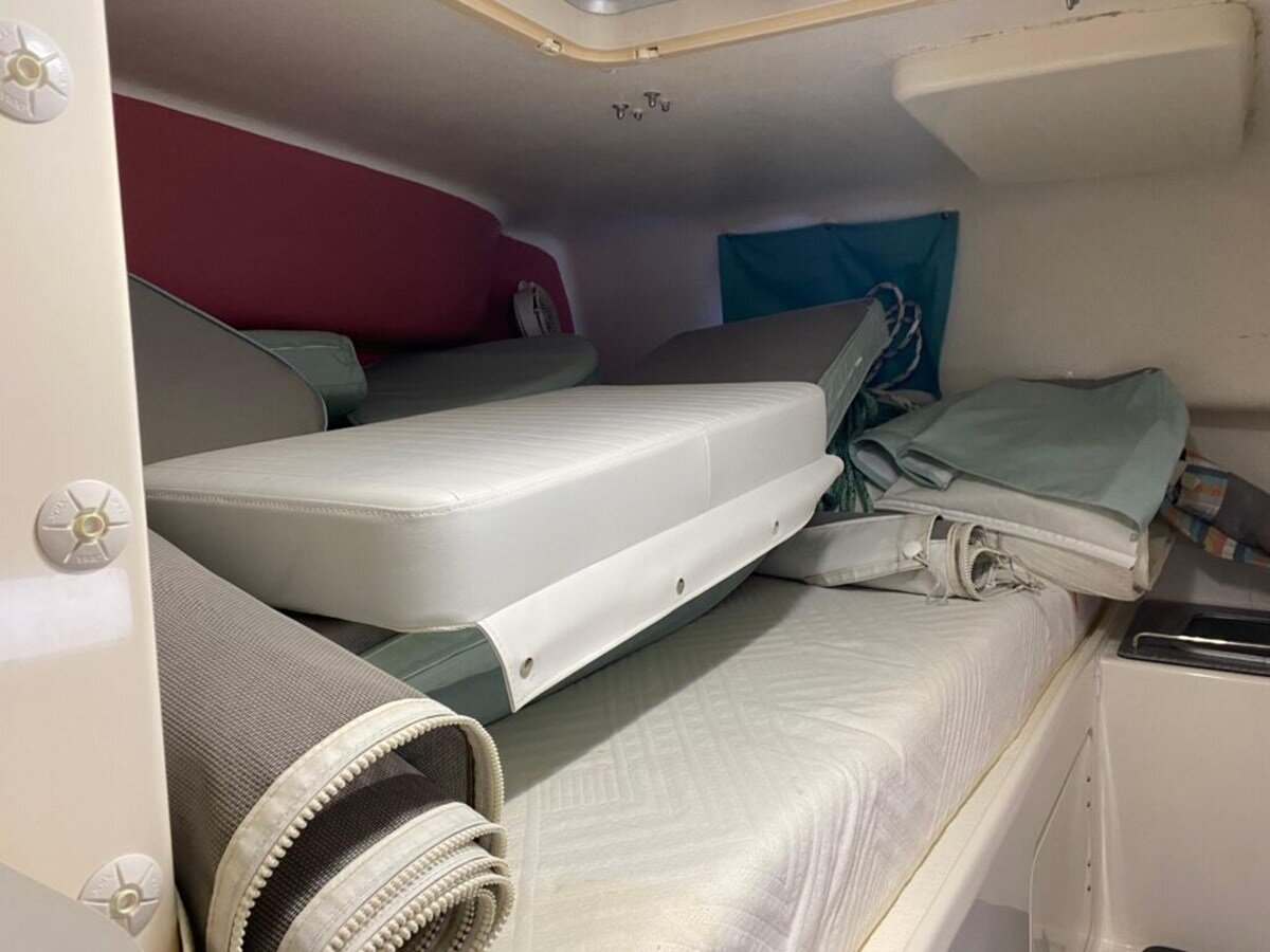 2001-voyage-yachts-43-8-c7ab97