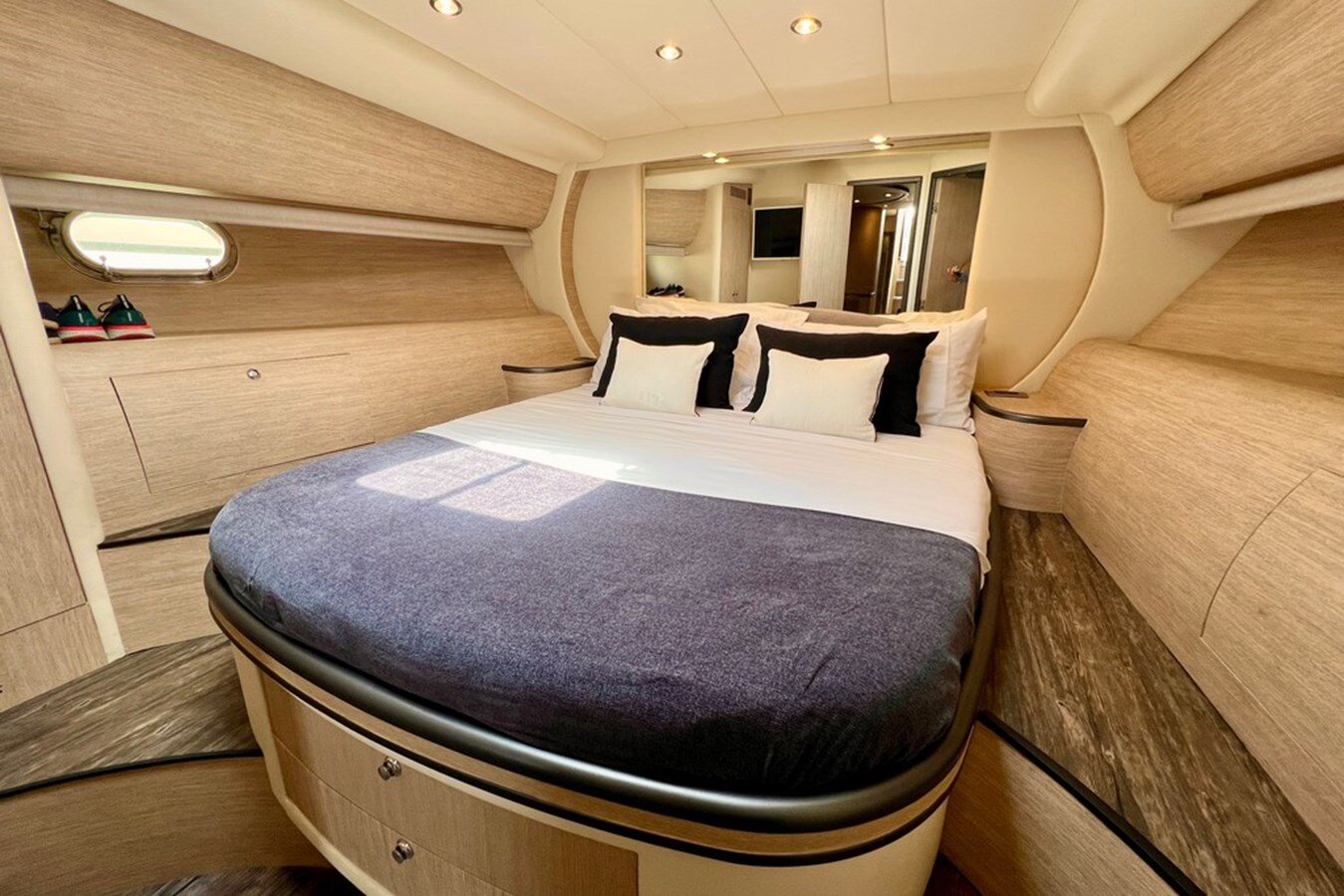 2002-alfamarine-62-3-ad4412