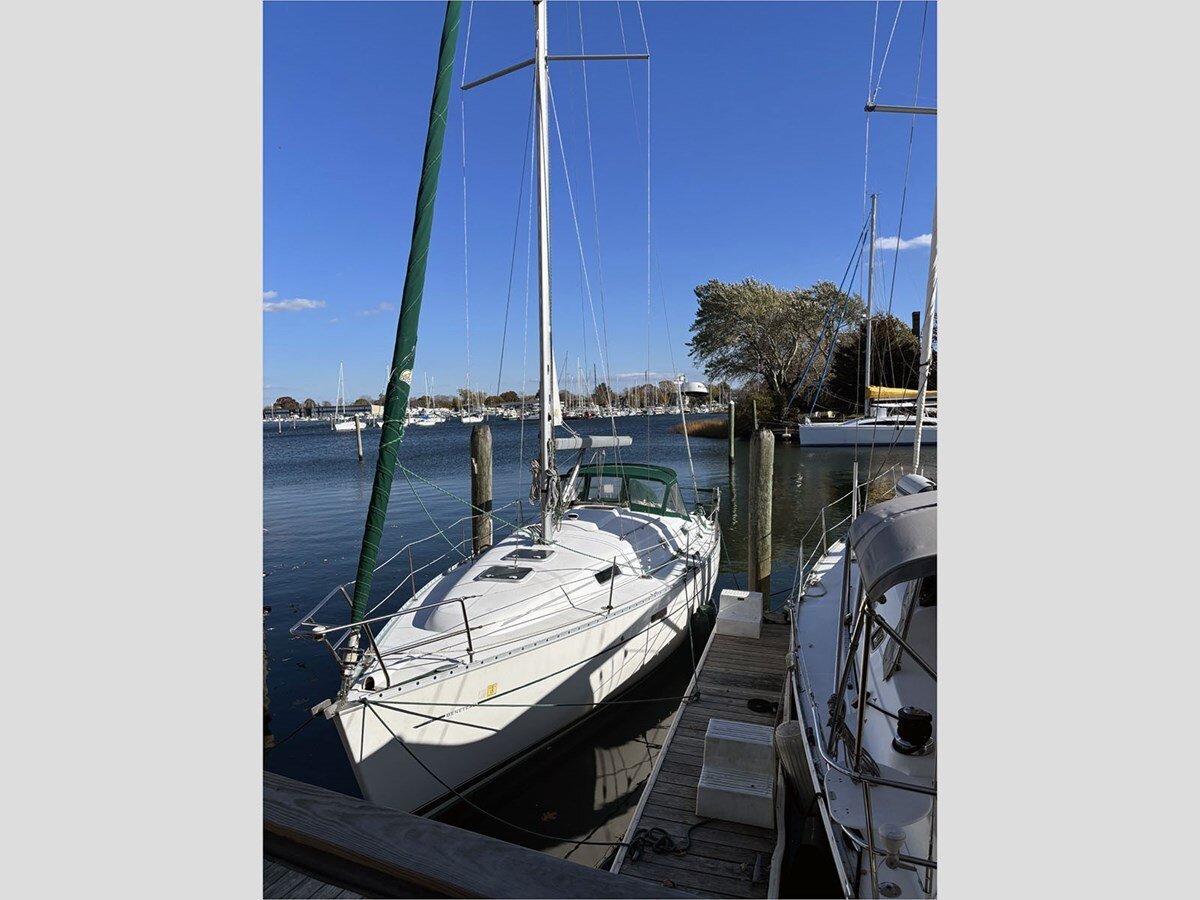 2002-beneteau-34-1-fa6876