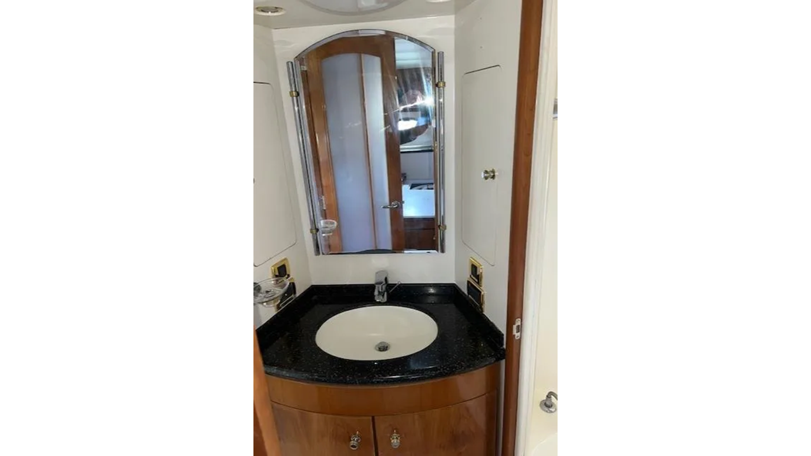 2002-carver-59-2-3d95f7