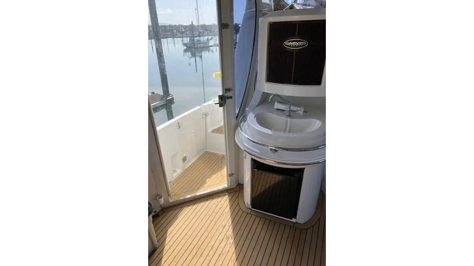 2002-carver-59-2-3d95f7