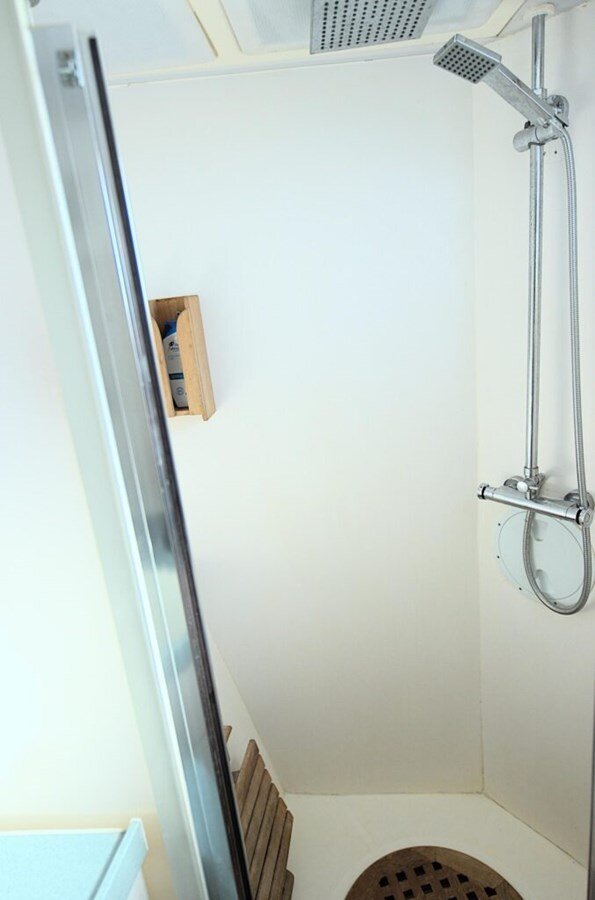 2002-catana-58-c384d6