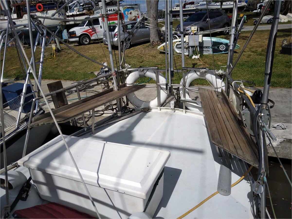 2002-custom-steel-yachts-37-1-d82d9f