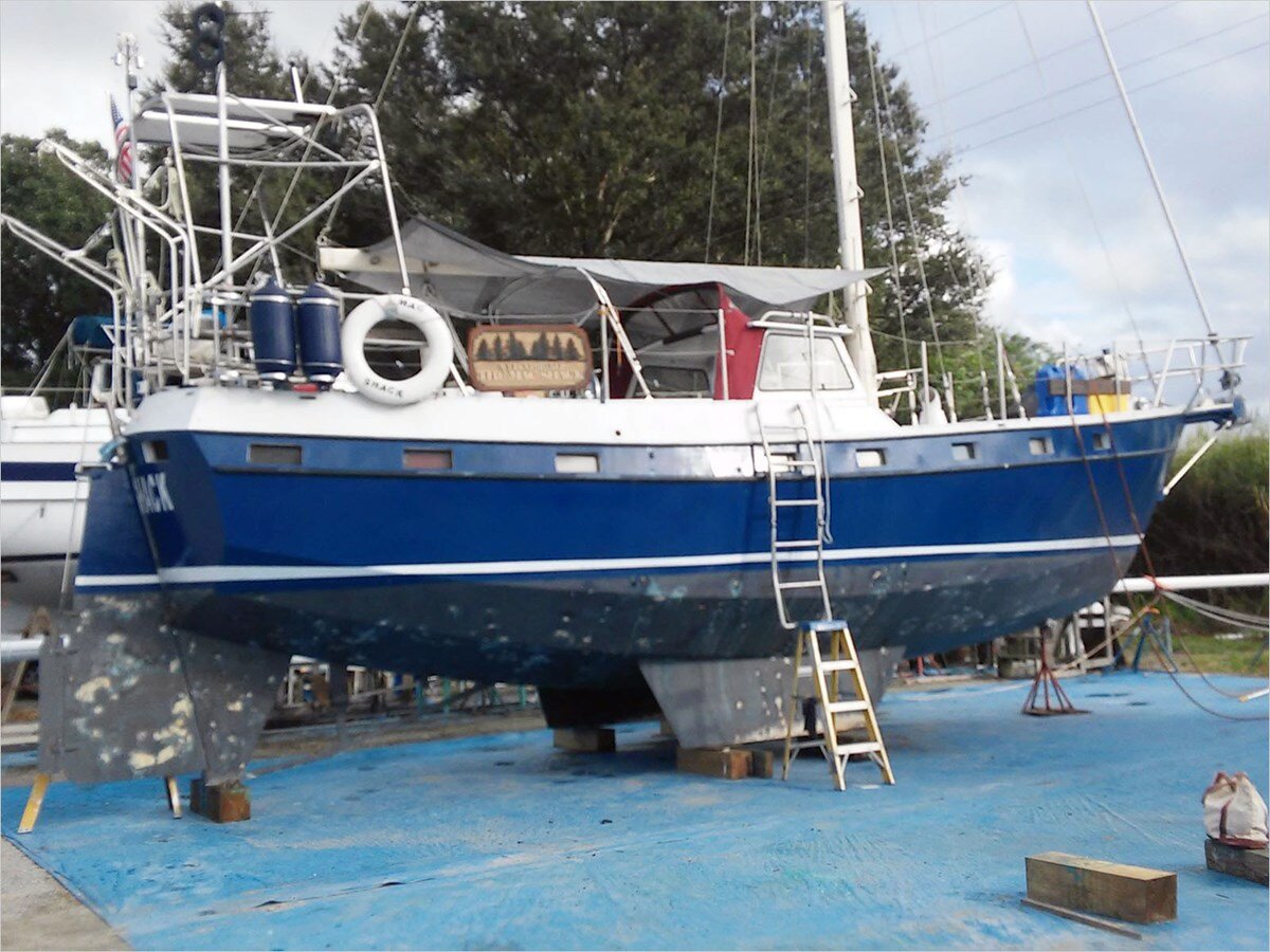 2002-custom-steel-yachts-37-1-d82d9f