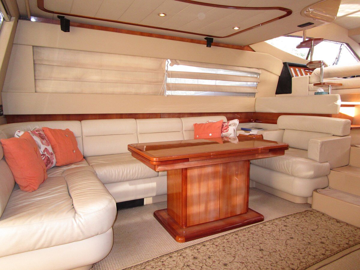 2002-ferretti-yachts-59-78d395