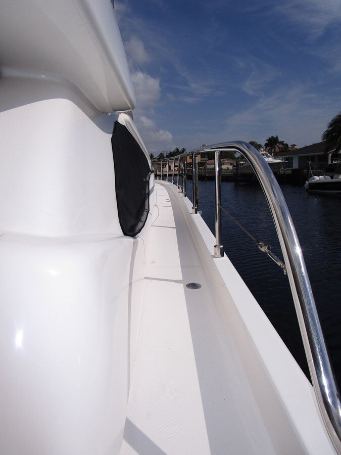 2002-ferretti-yachts-59-78d395