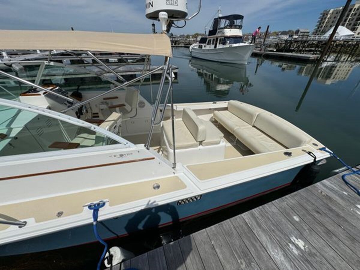 2002-hunt-yachts-25-ef626a