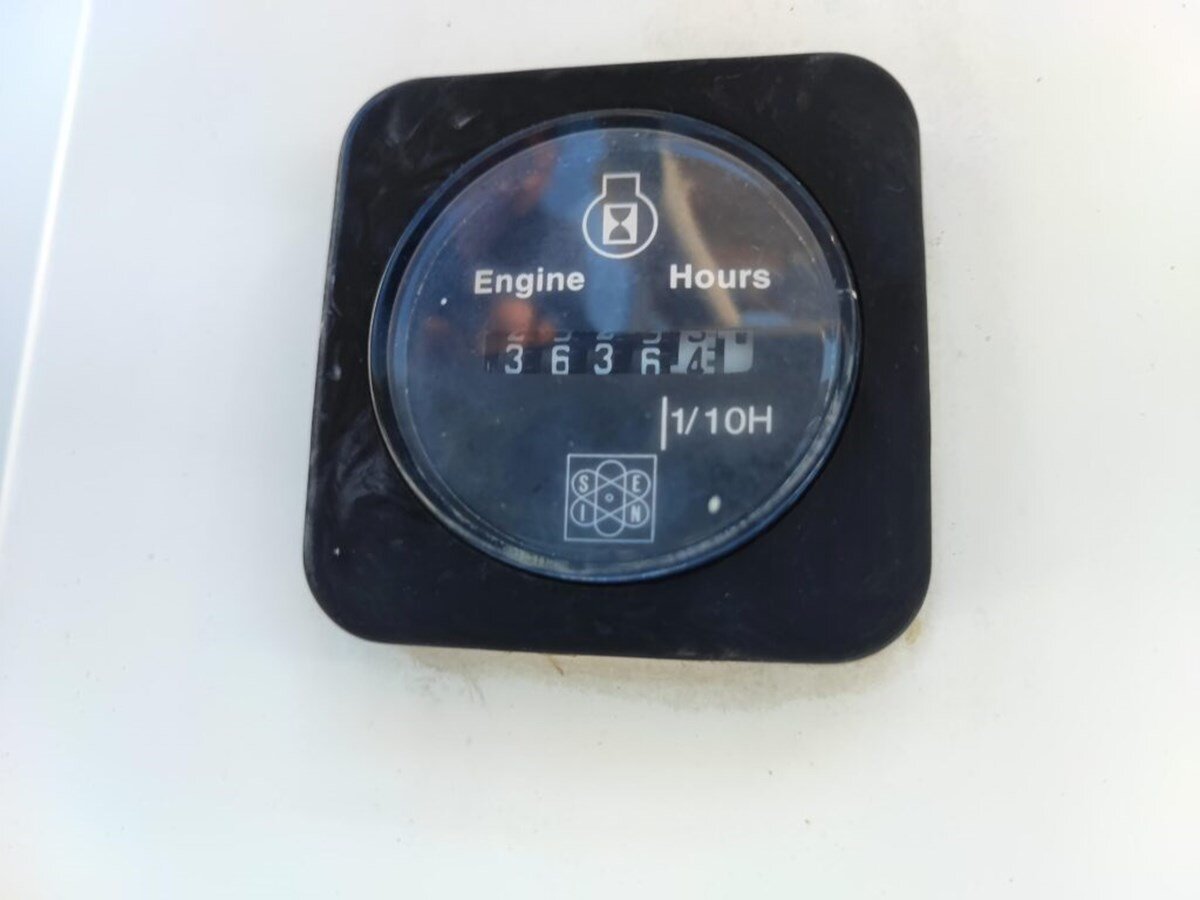 2002-lagoon-46-3-a28fa7