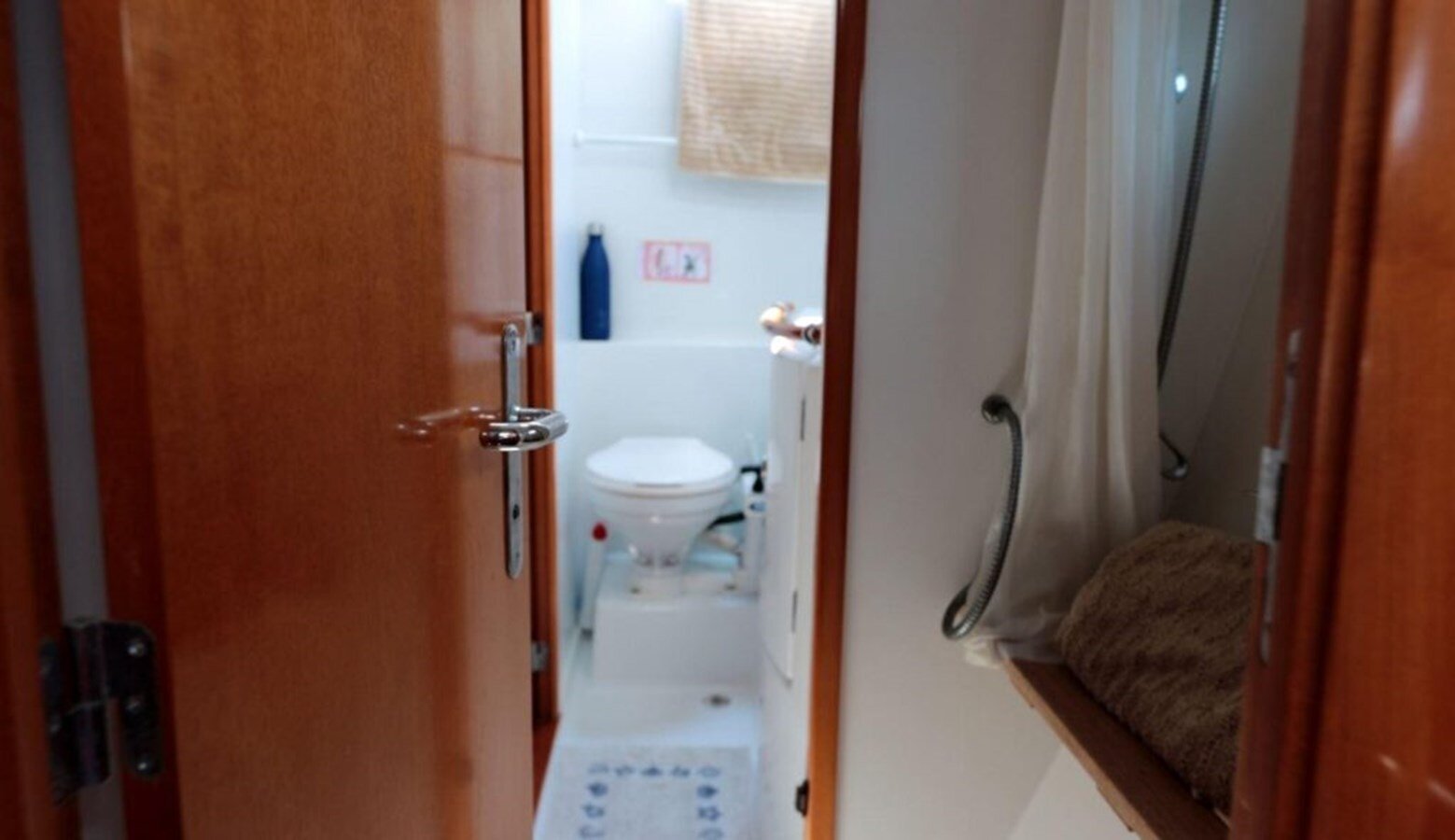 2002-lagoon-46-3-a28fa7