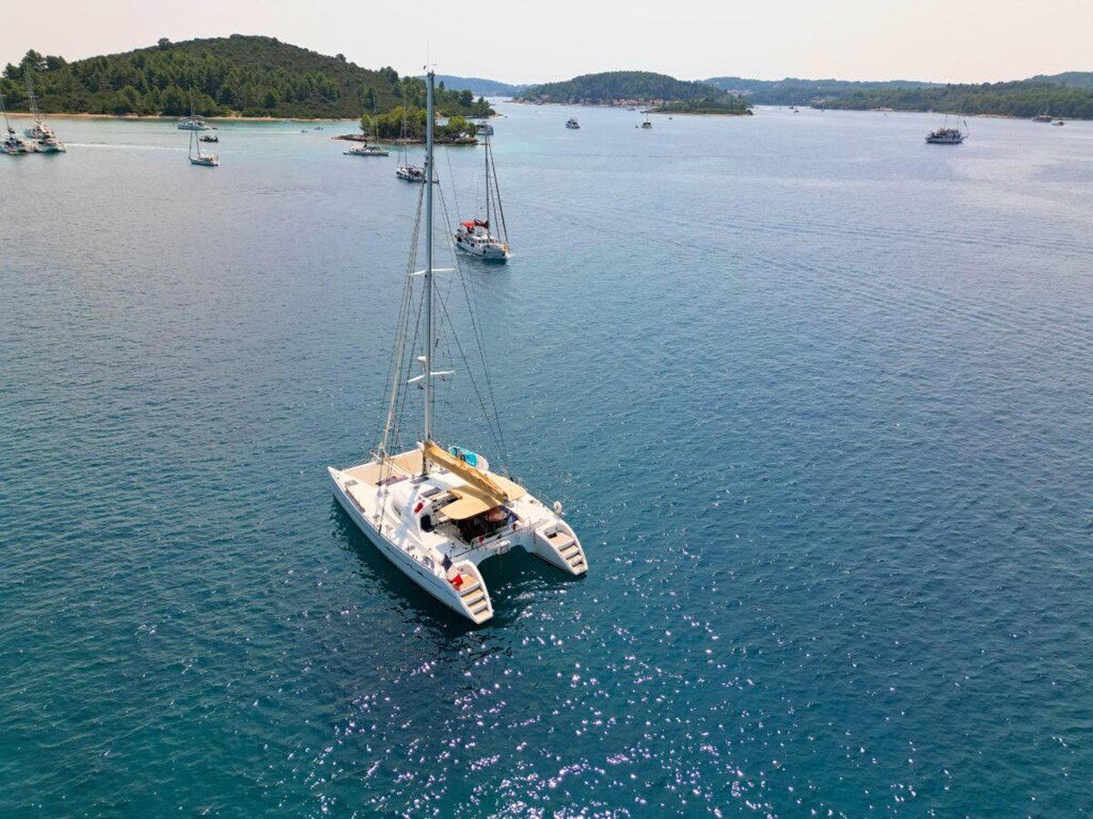 2002-lagoon-46-3-a28fa7