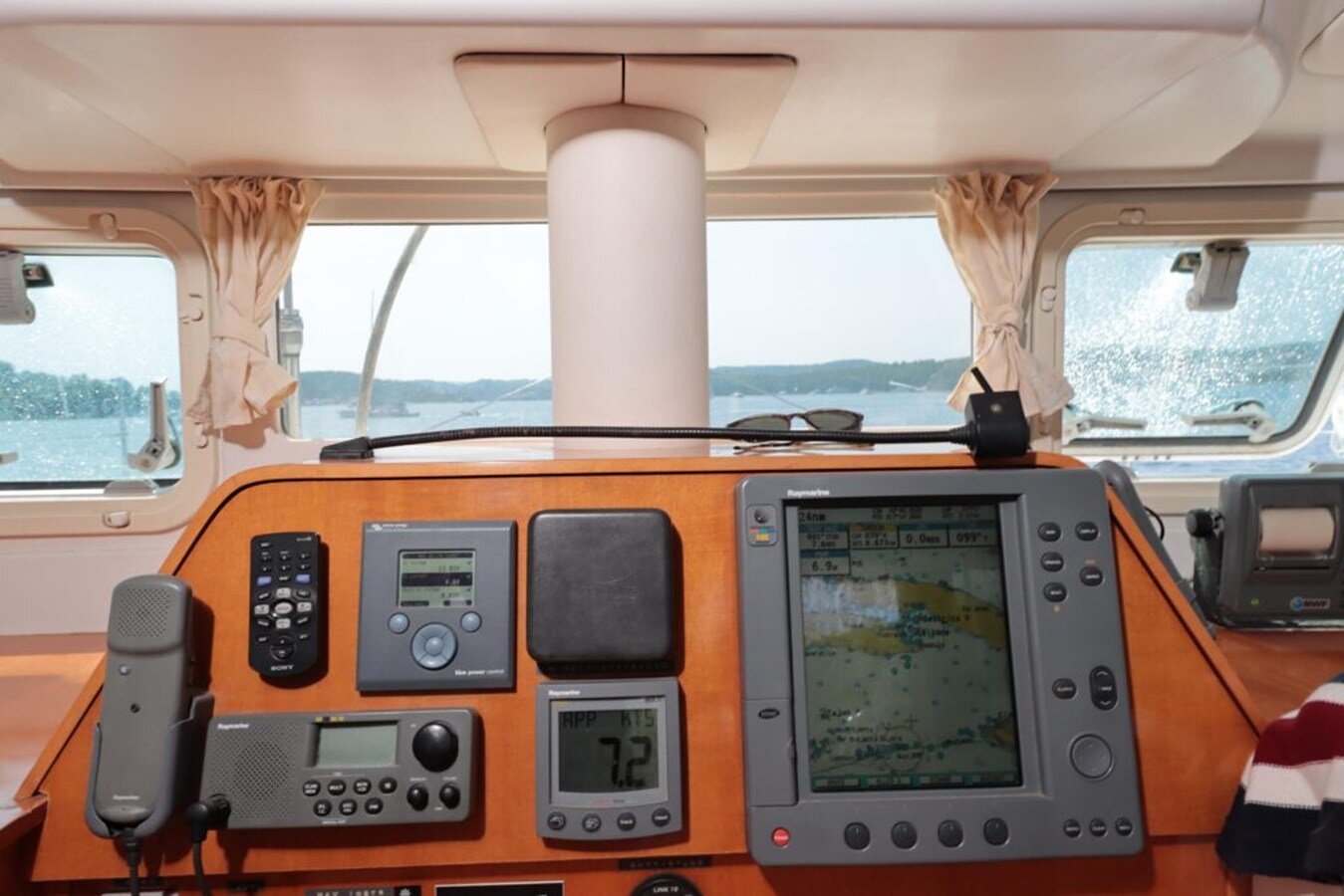 2002-lagoon-46-3-a28fa7