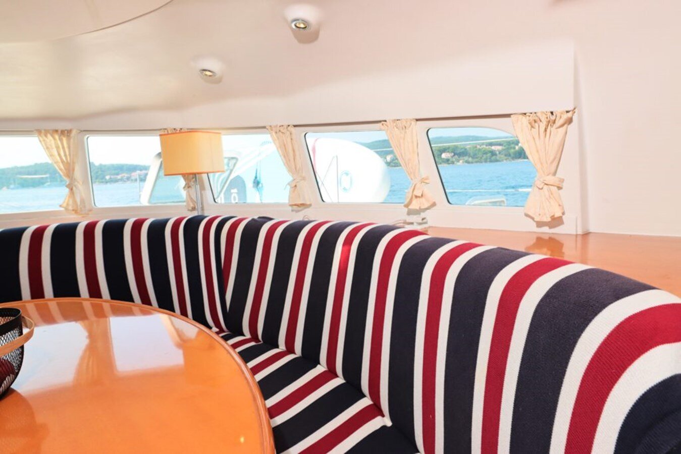 2002-lagoon-46-3-a28fa7