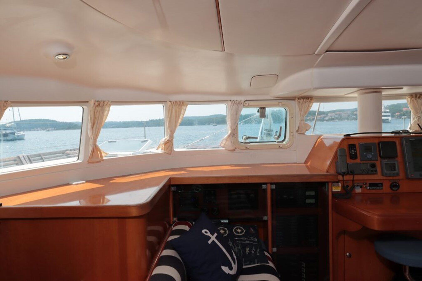 2002-lagoon-46-3-a28fa7