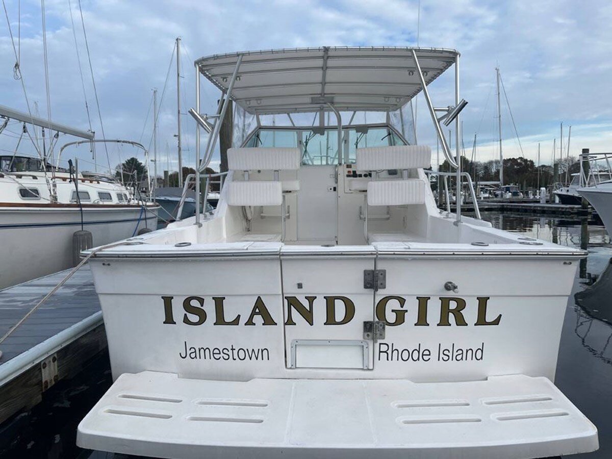 2002-luhrs-33-1-16c179