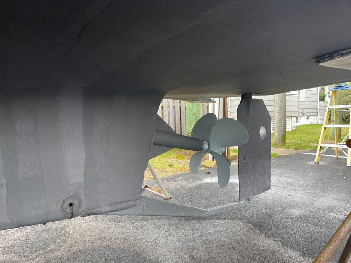 2002-luhrs-33-1-16c179