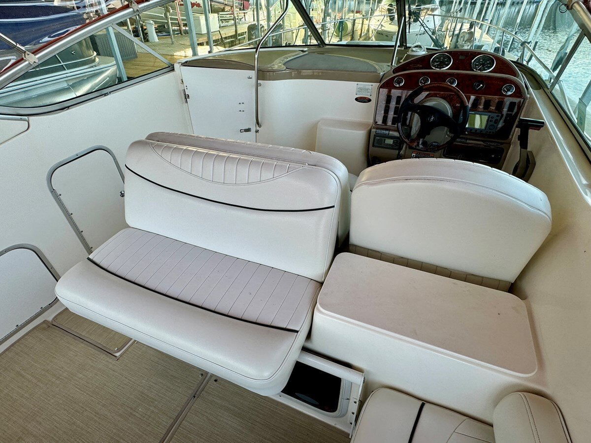 2002-maxum-30-6-0bc2fe