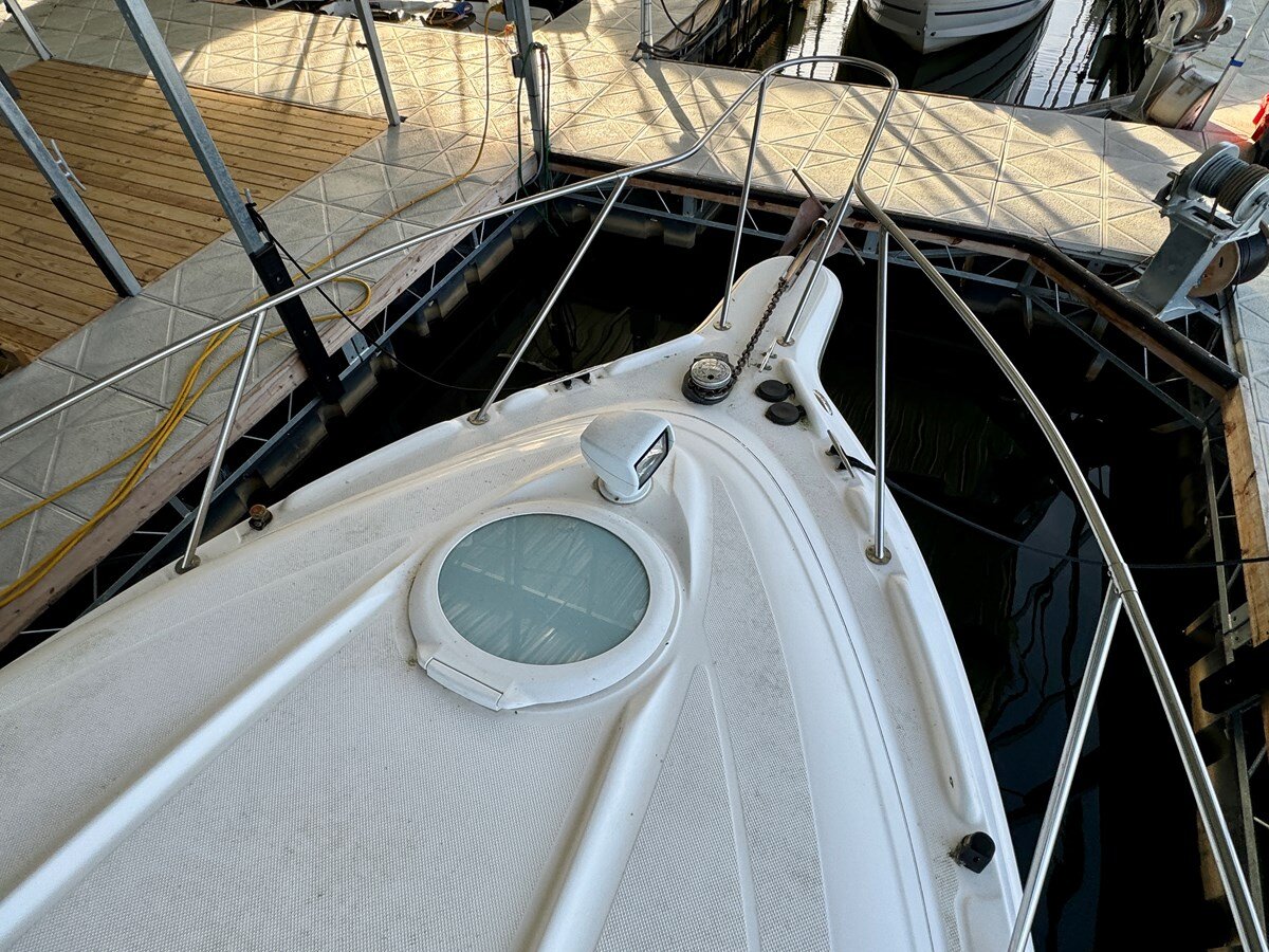 2002-maxum-30-6-0bc2fe