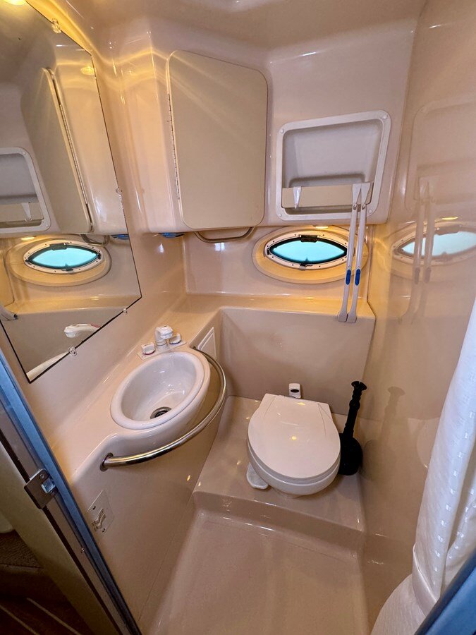 2002-maxum-30-6-0bc2fe