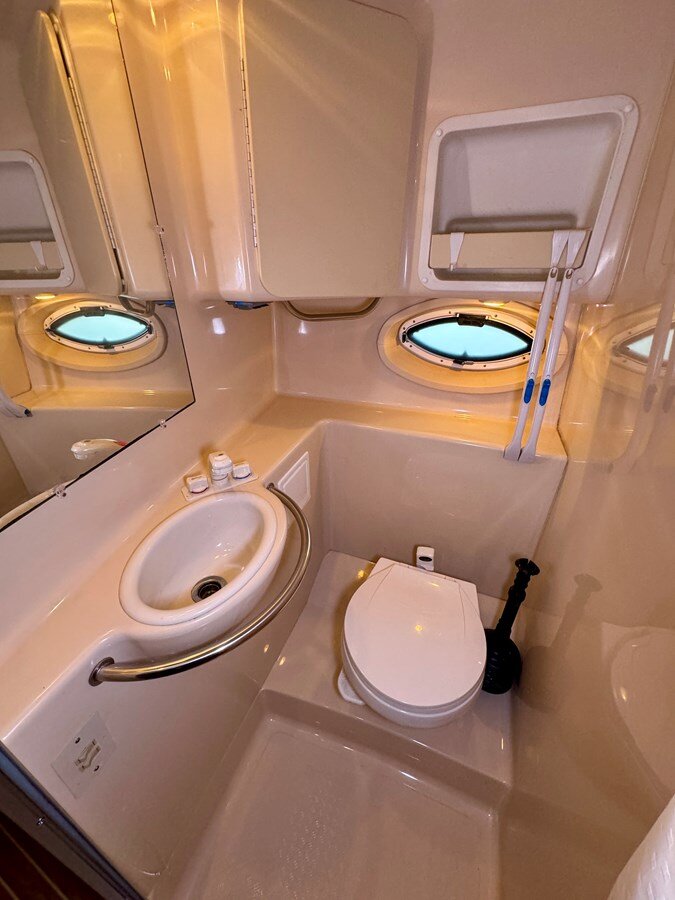 2002-maxum-30-6-0bc2fe