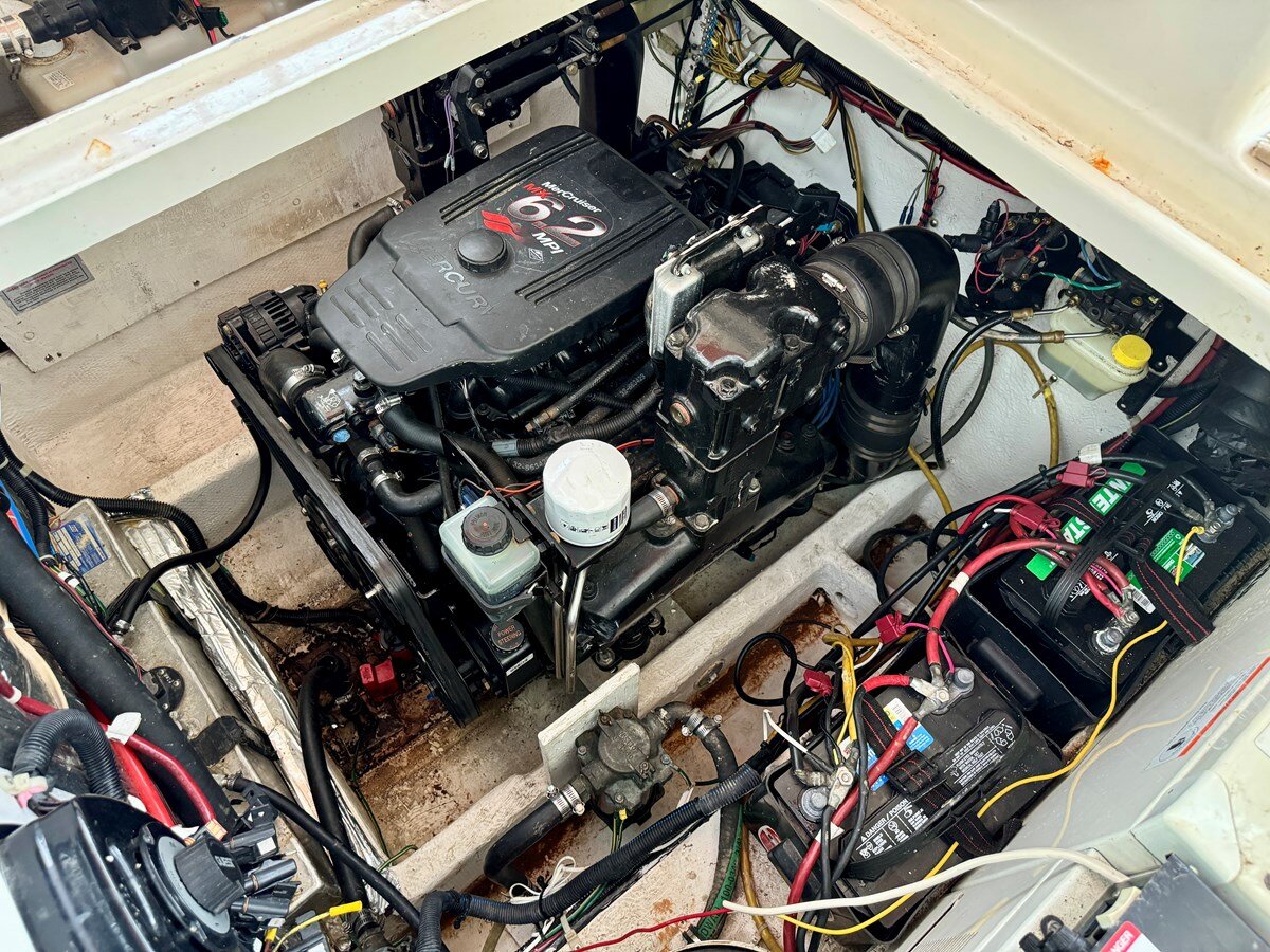 2002-maxum-30-6-0bc2fe