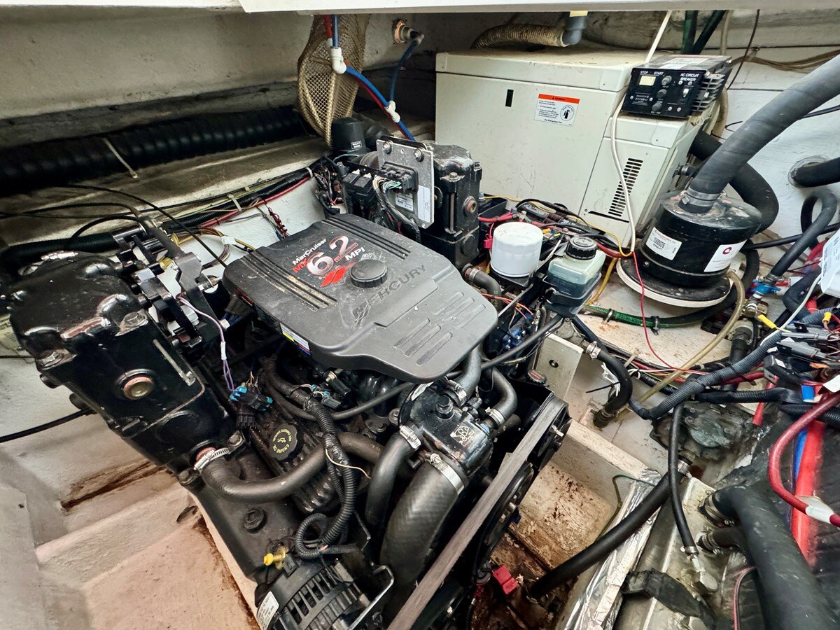 2002-maxum-30-6-0bc2fe