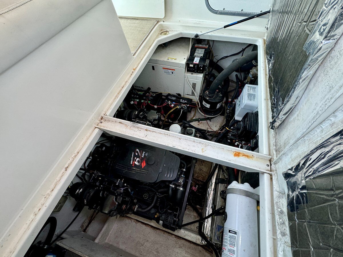 2002-maxum-30-6-0bc2fe