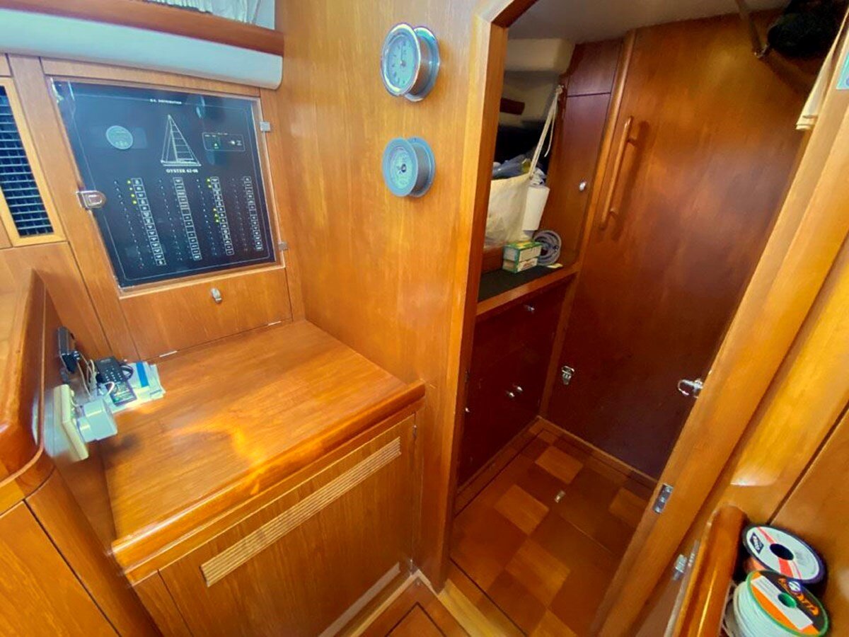 2002-oyster-marine-ltd-63-3-232e74