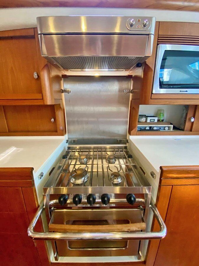 2002-oyster-marine-ltd-63-3-232e74