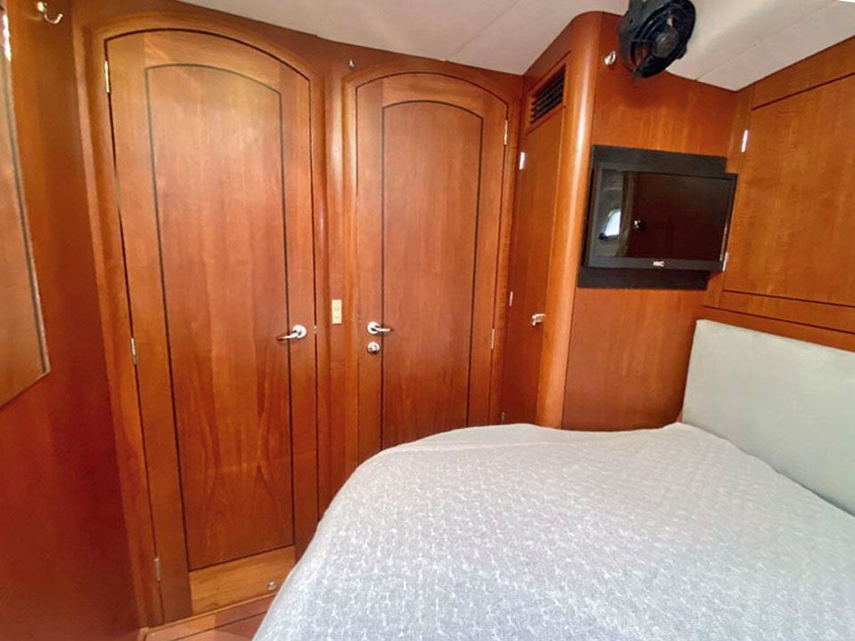 2002-oyster-marine-ltd-63-3-232e74