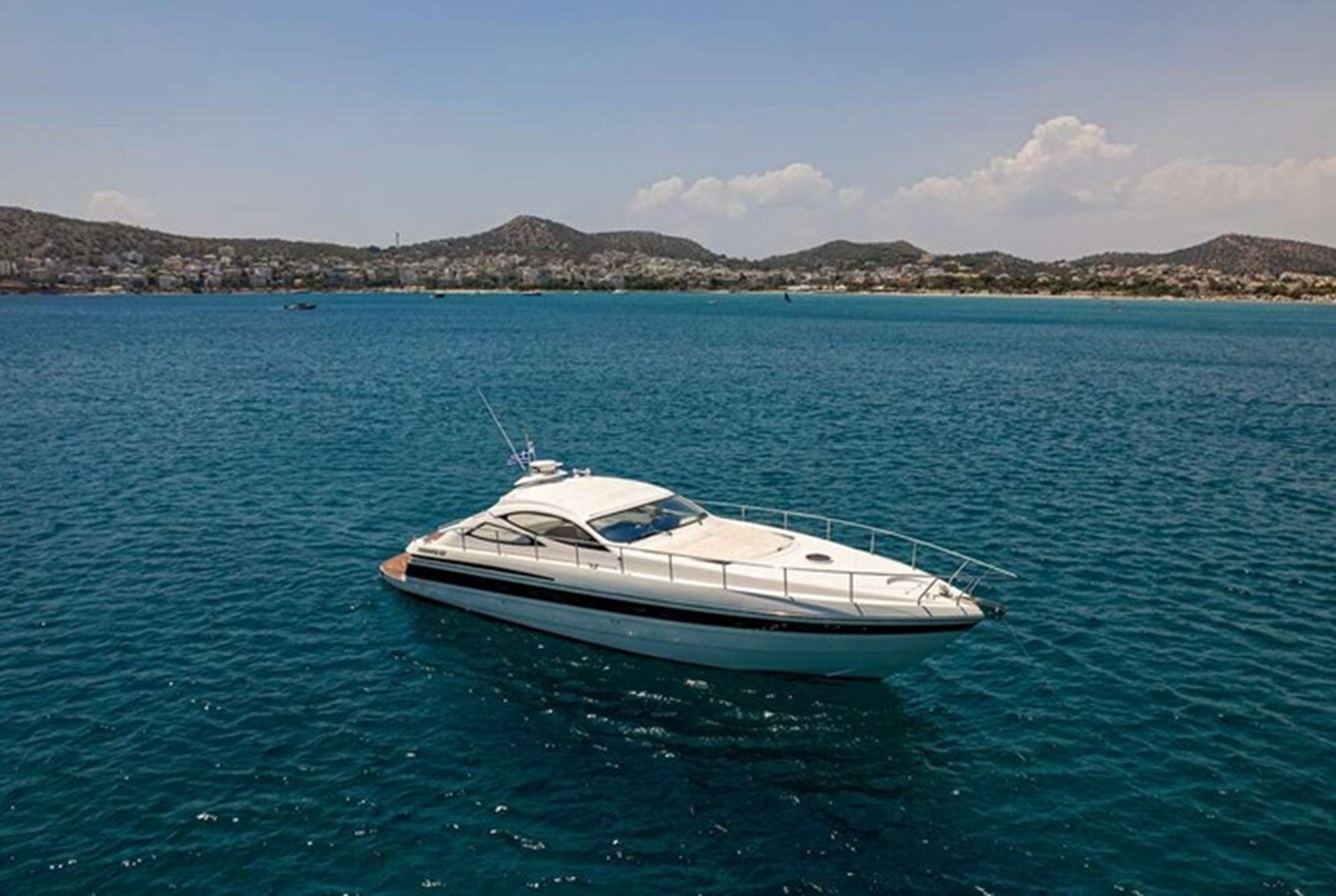 2002 PERSHING 55' 10