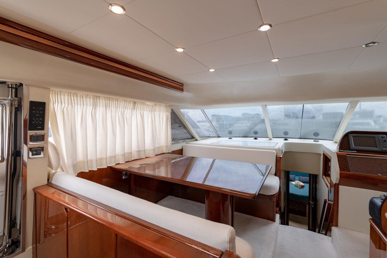 2002 PRINCESS YACHTS 69' 5