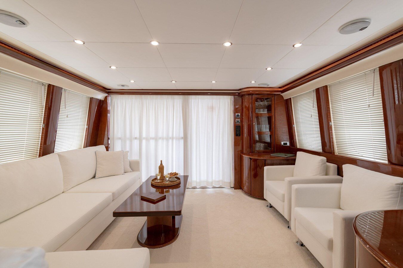 2002 PRINCESS YACHTS 69' 5