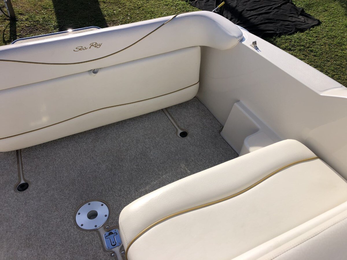 2002-sea-ray-24-ef4d1b