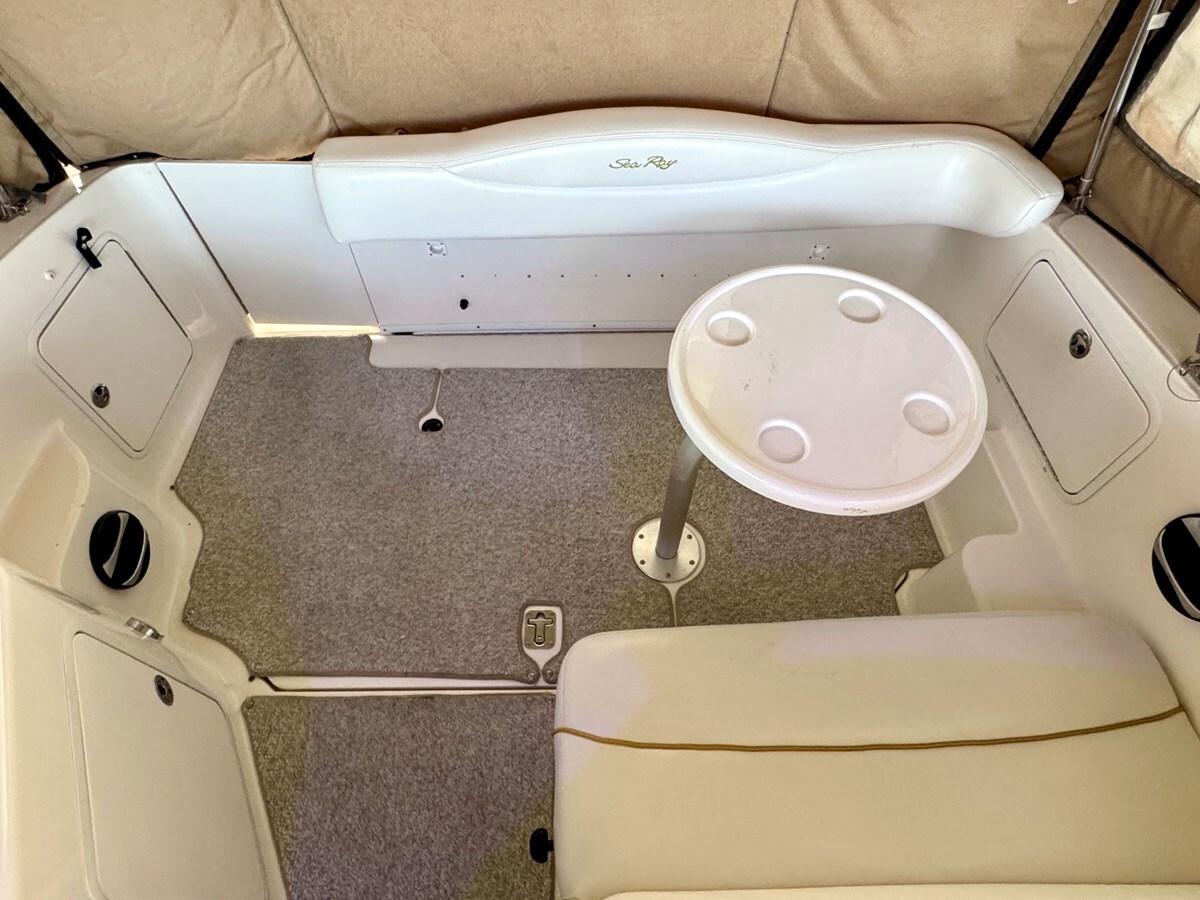 2002-sea-ray-31-1-4eea5e