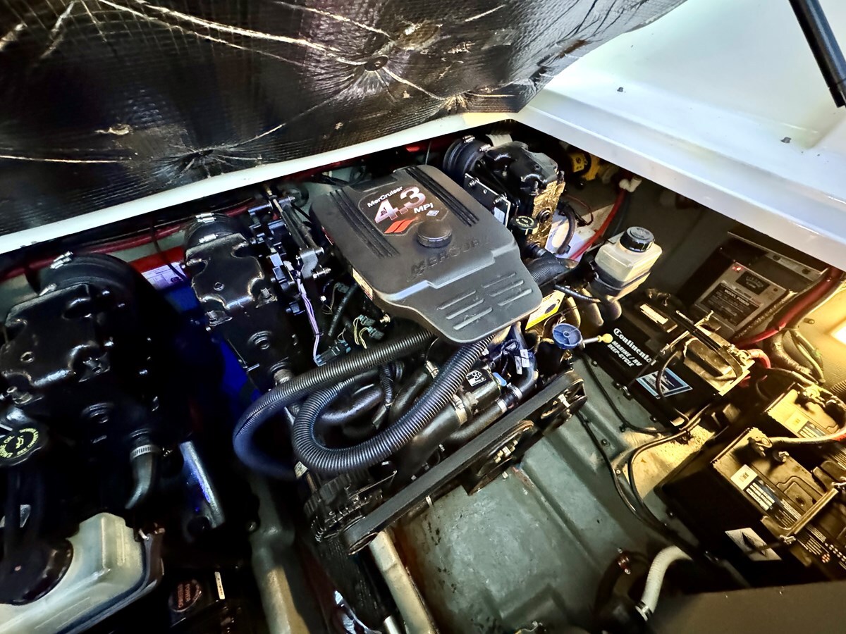 2002-sea-ray-31-1-4eea5e