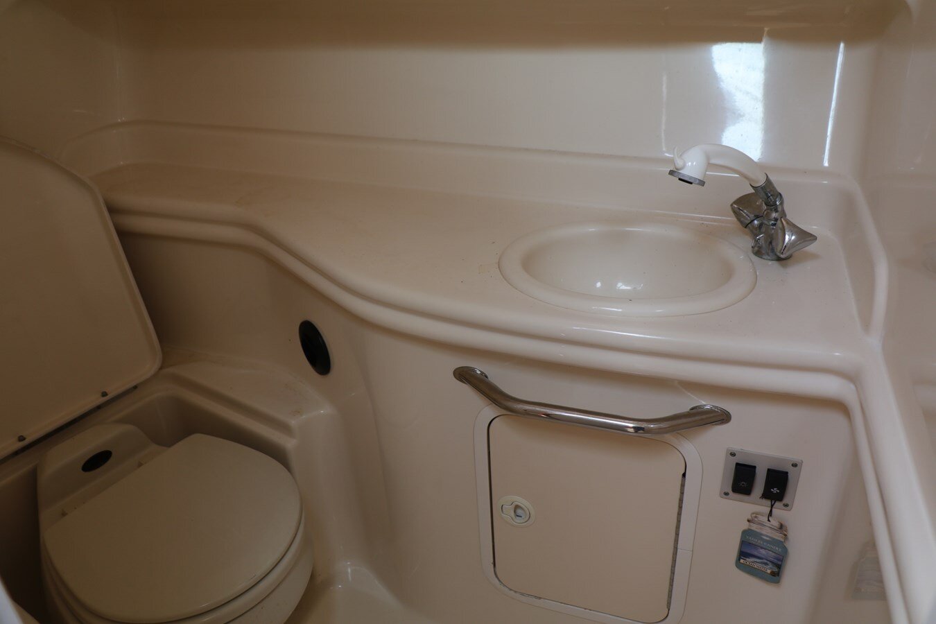 2002-sea-ray-35-4-9f2de1