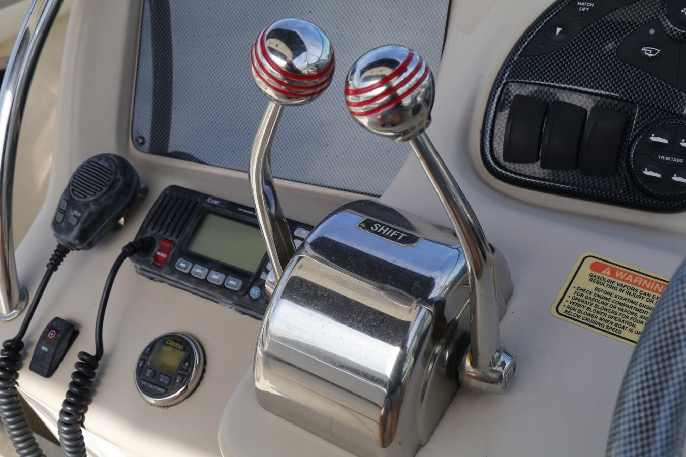 2002-sea-ray-35-4-9f2de1