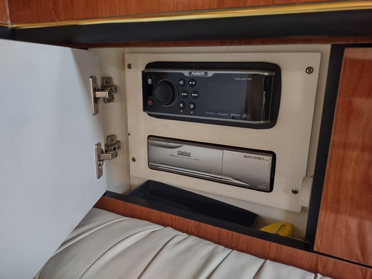 2002-sea-ray-38-c7b544