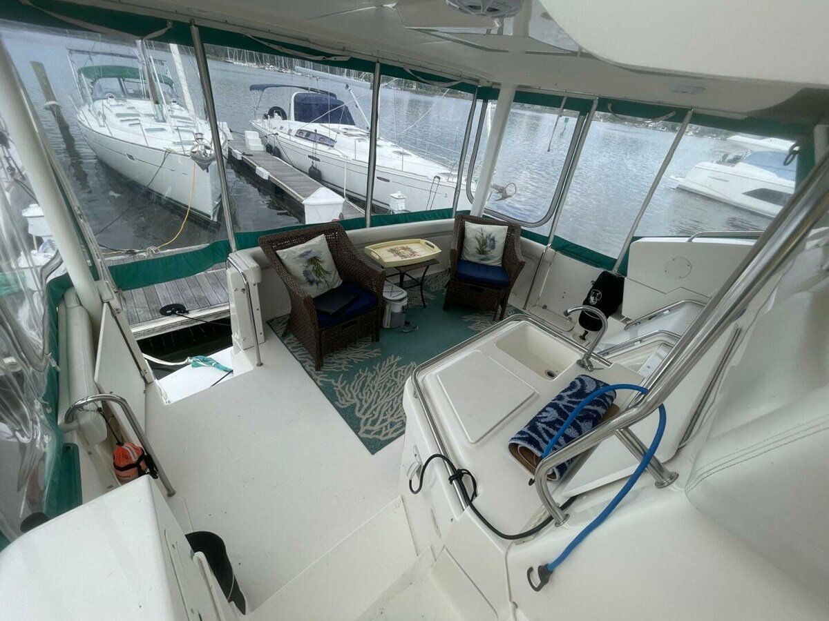 2002-silverton-40-6-1a5082