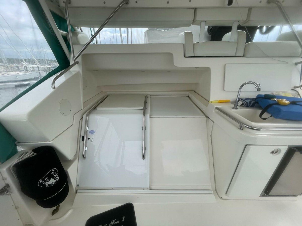 2002-silverton-40-6-1a5082