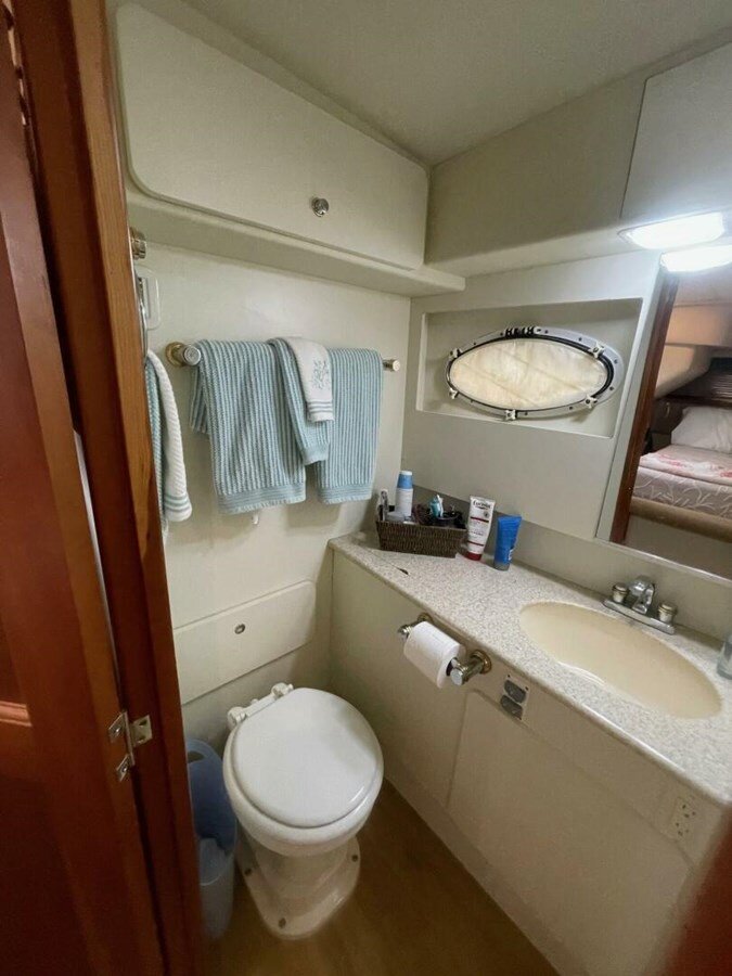 2002-silverton-40-6-1a5082