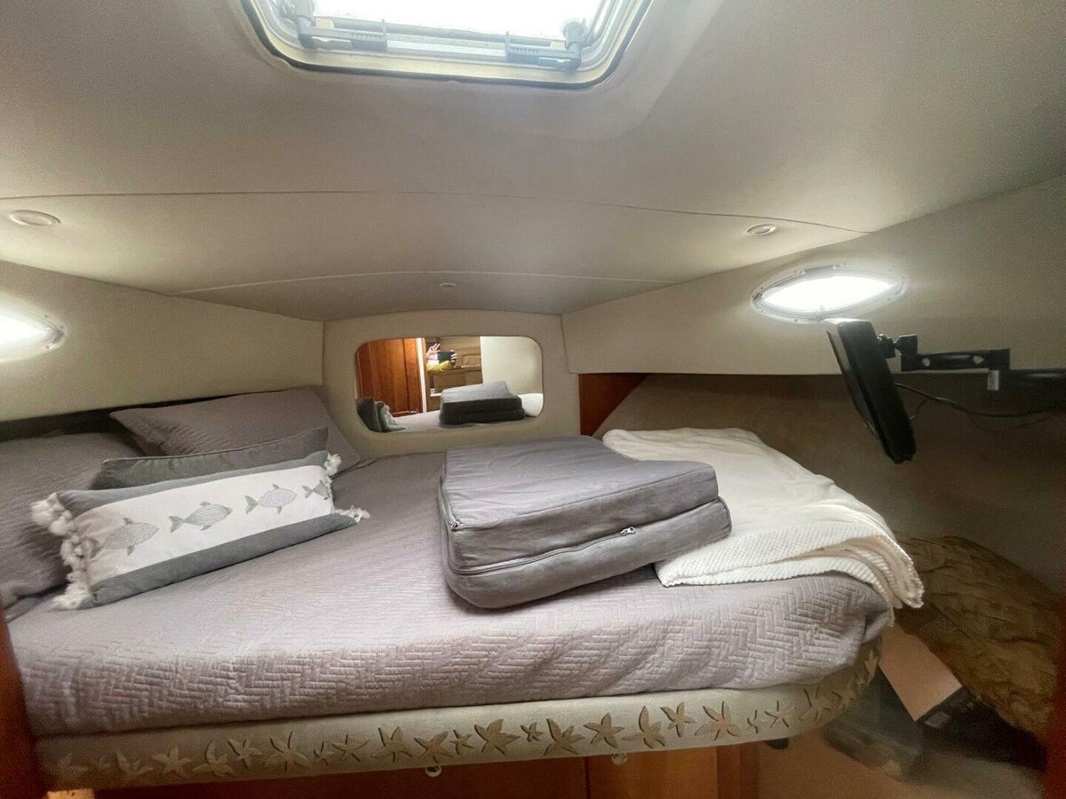 2002-silverton-40-6-1a5082