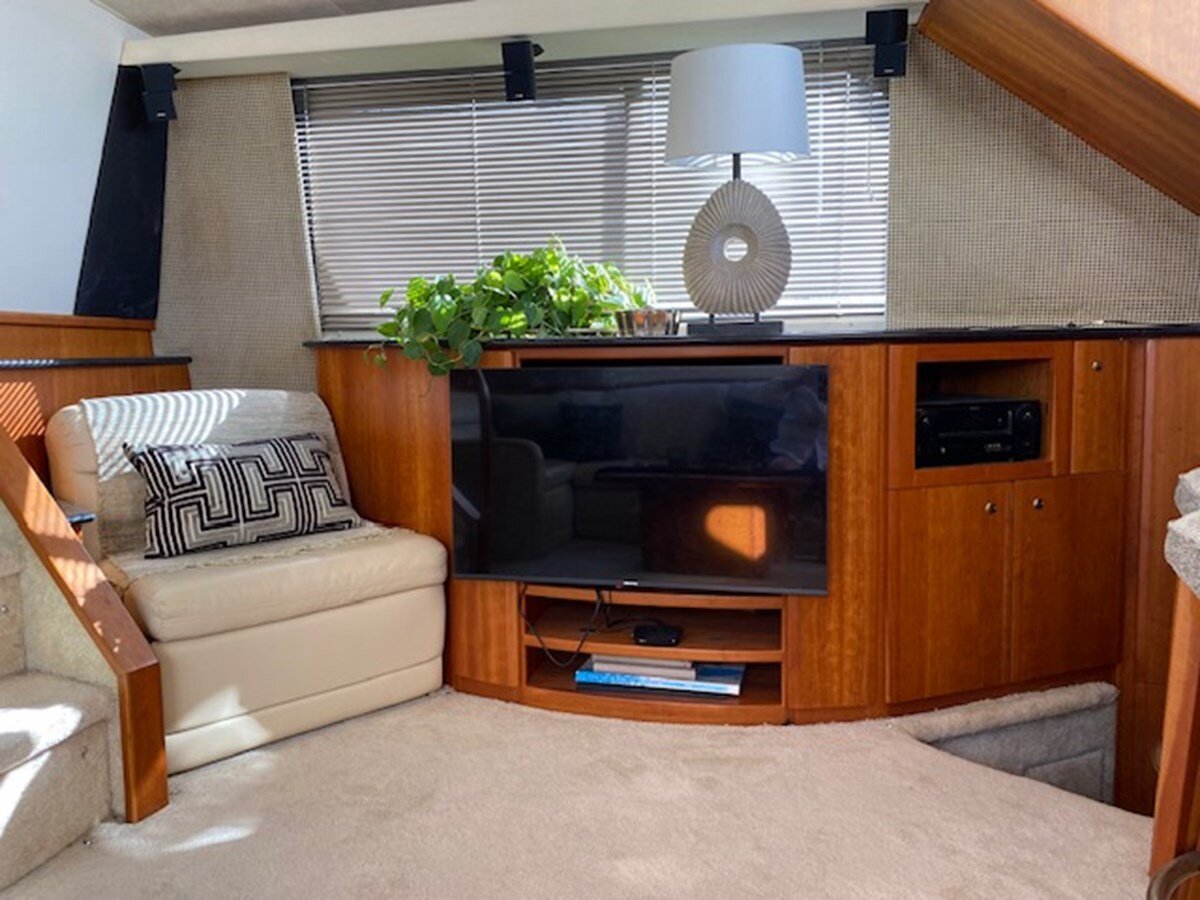 2002-silverton-47-8-b4e3f4