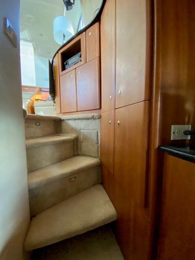 2002-silverton-47-8-b4e3f4