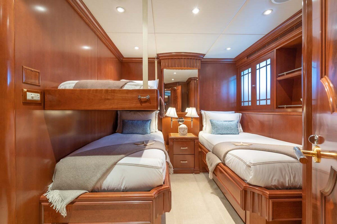 2002-trinity-124-a868fe