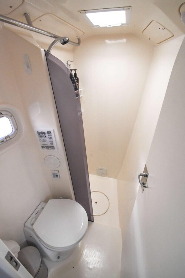 2002-voyage-yachts-59-6-81f86c