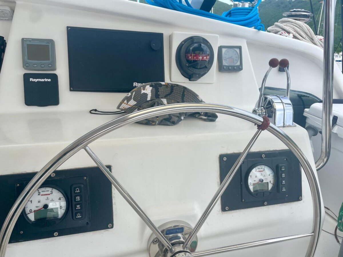 2002-voyage-yachts-59-6-81f86c