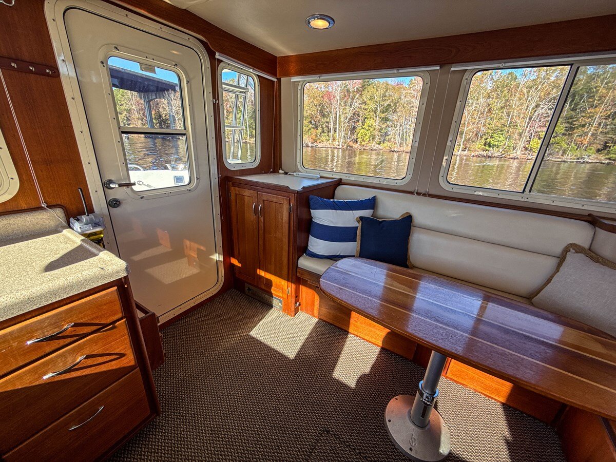 2003-american-tug-34-7d1dcc