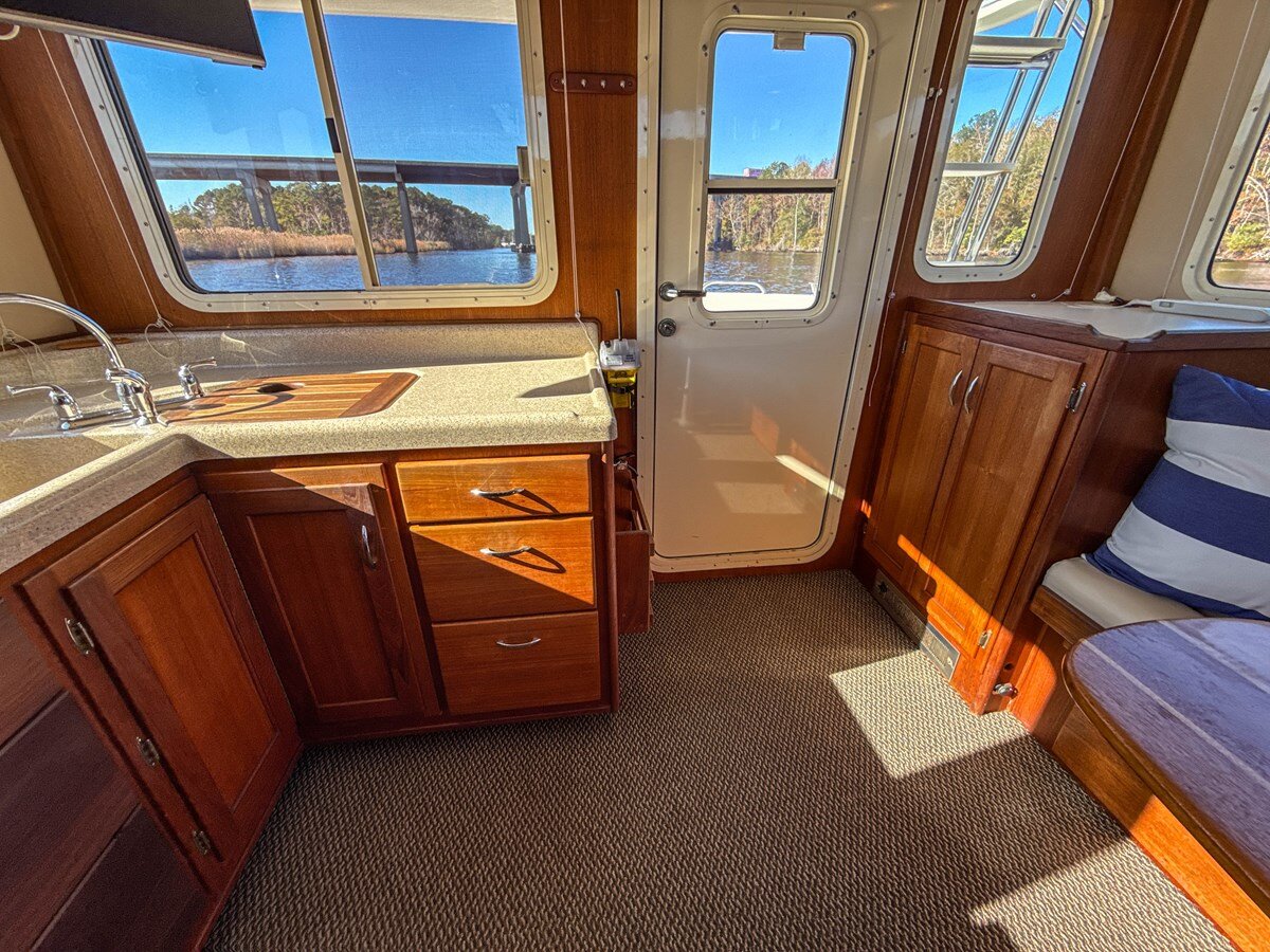 2003-american-tug-34-7d1dcc