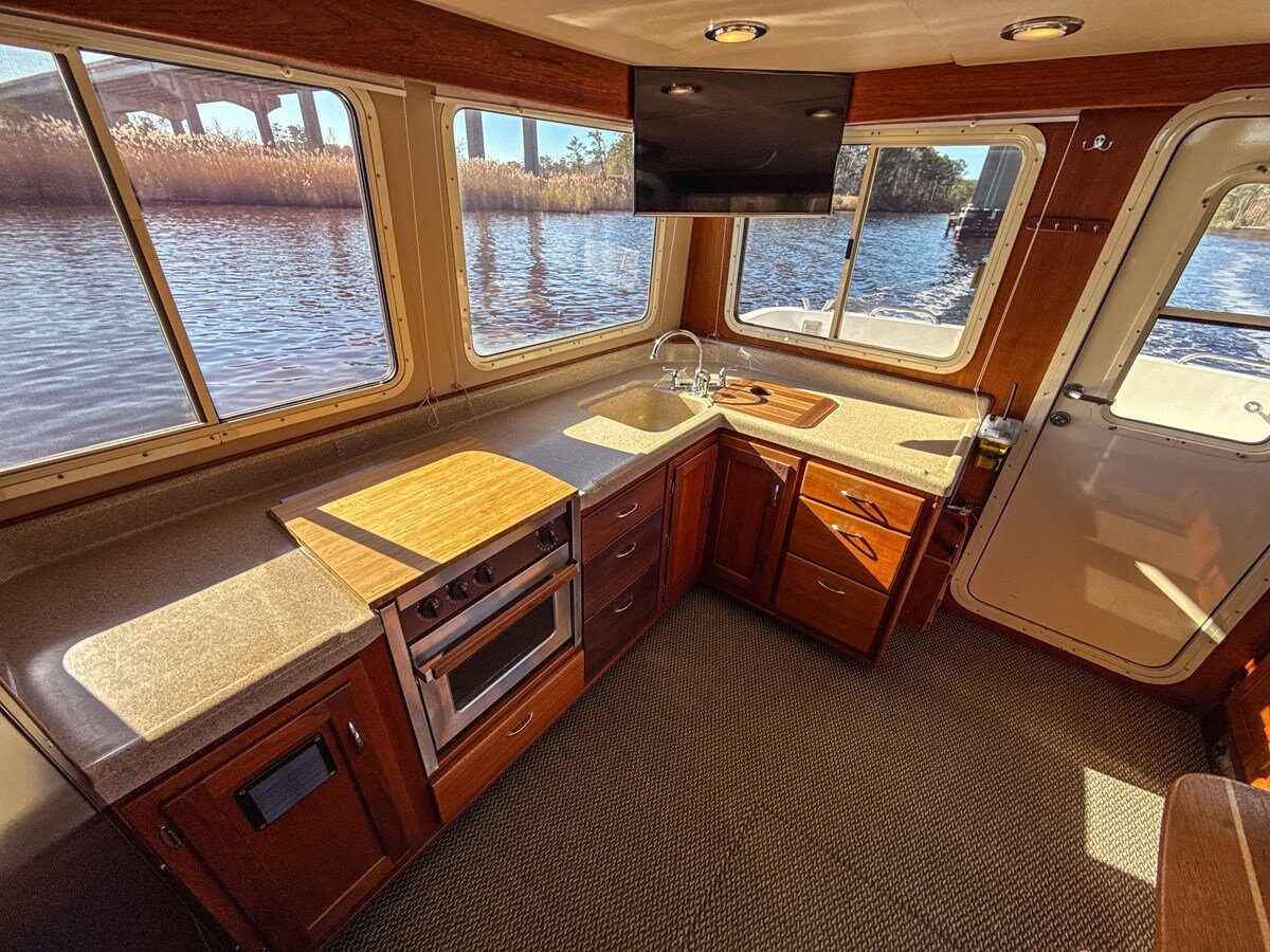 2003-american-tug-34-7d1dcc